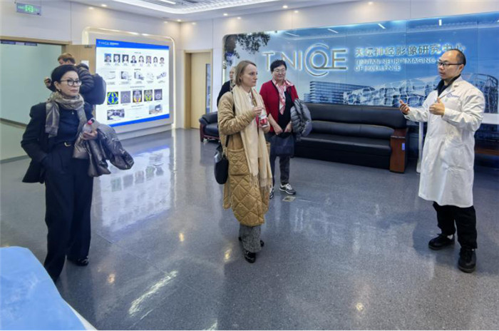 图片4.jpg 图片4.jpg